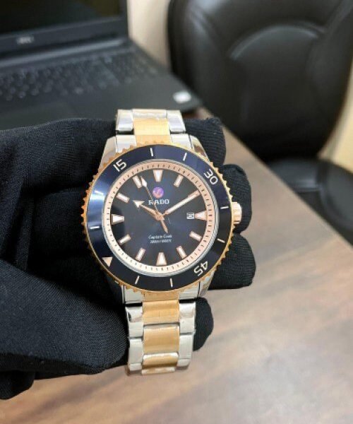 Rado Captain Cook