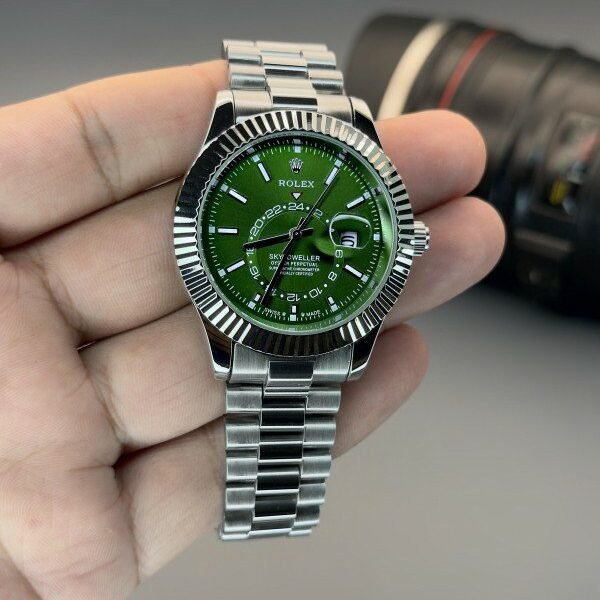 Rolex Oyster perpetual Sky Dweller