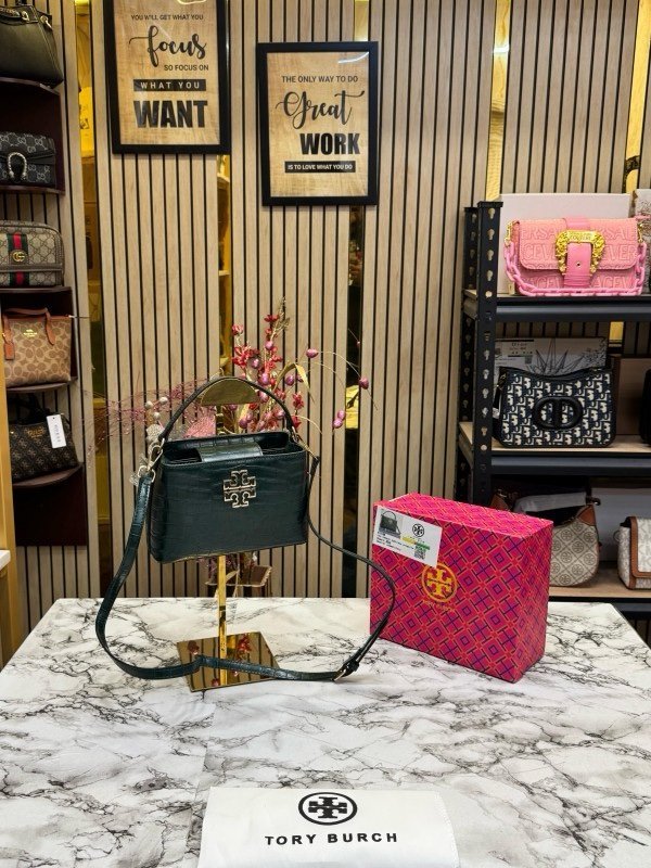 TOR Y BURCH BRITTEN HANDBAG CROCODILE PRINT WITH OG BOX AND DUST BAG AND SLING (GREEN) (S2)(MT)